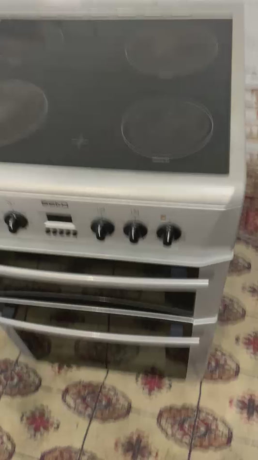 60CM Beko Grey Cooker (video available)