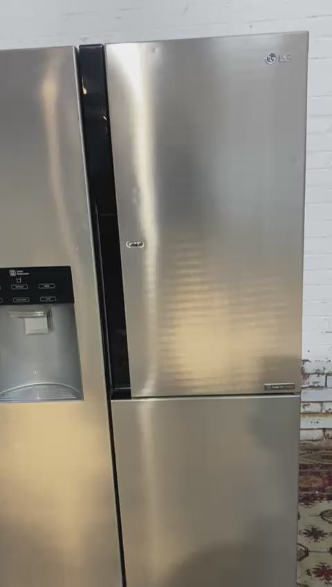 🚚LG Triple Door 90CM Wide Frost Free Plumb In American Fridge Freezer For Sale